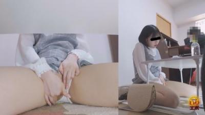 女家庭教師 教え子に秘密の不埒なオナニー