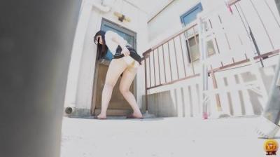 閉じ込められた女子たちの放置垂れ流しうんこ漏らし